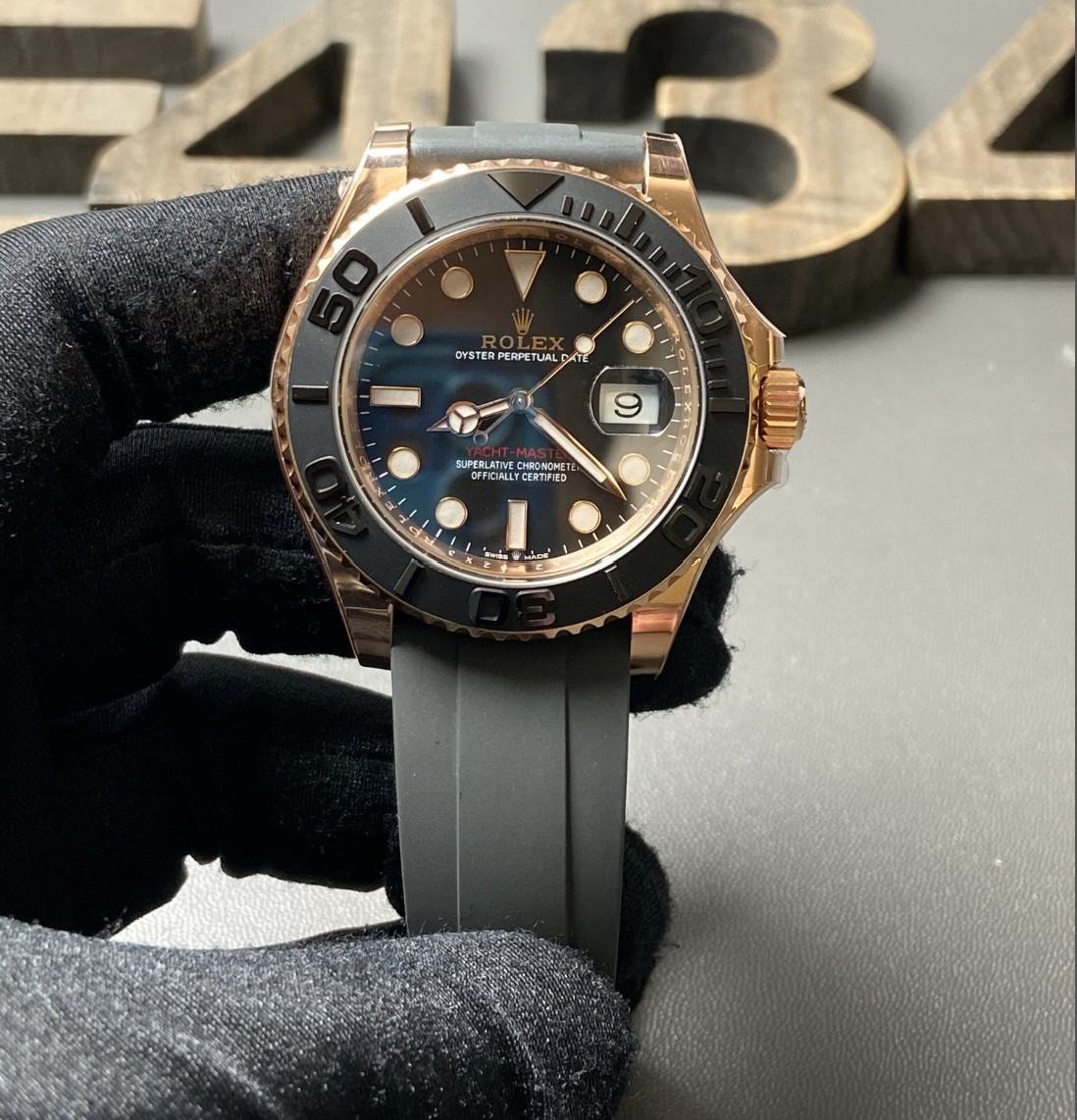 SUPERCLON Yacht-Master 126655 Bisel de ceramica negra Yellow Gold